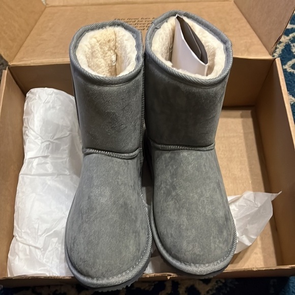 New in box Women's Shorty-New Mid Calf Winter Snow Boots 9.5 Gray - Picture 3 of 7